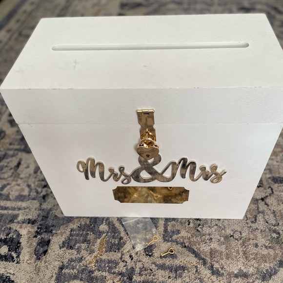 PERSONALIZED WEDDING THANK YOU BOX - Picture 4 of 10